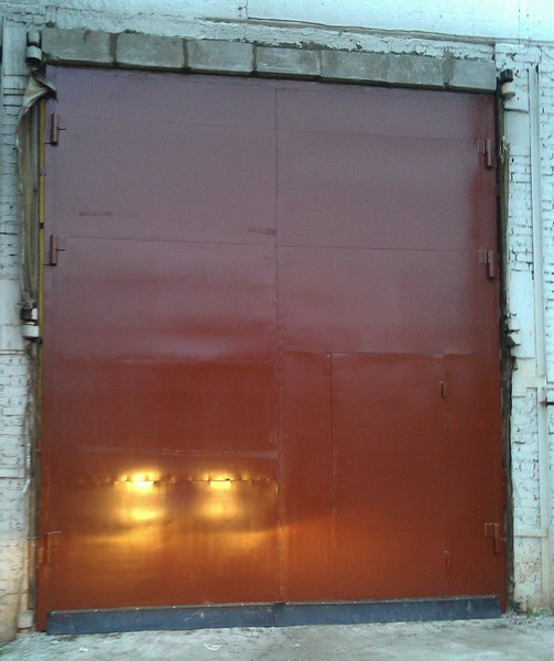Металлические гаражные ворота в Перми